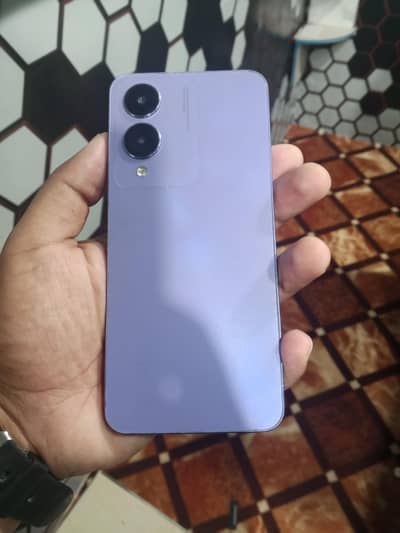 vivo y17s 6/128 with box
