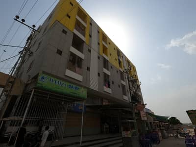 Prime Location 636 Square Feet Flat Is Available For Sale