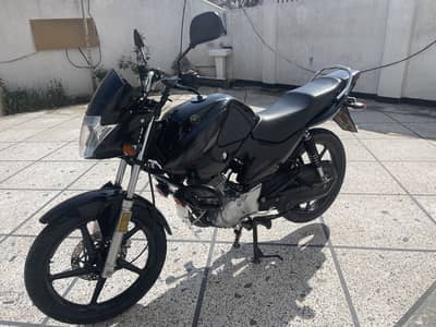 Yahama YBR new condition WhatsApp 0331::8641::786