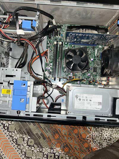 i7 3rd gen with 8gb ddr 3 and 2gb Gt730128bit