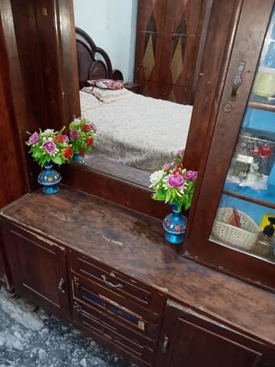 Dressing table for sale