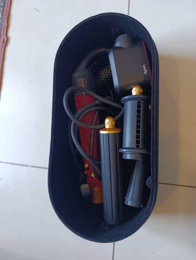 Dyson Airwrap i. d. ™ multi-styler and dryer Straight+Wavy