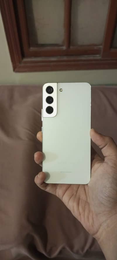 Samsung S22 8/256 Official approved