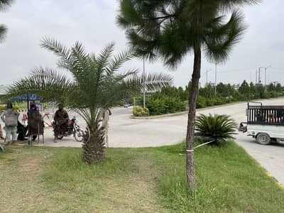 5 Marla Plot Available For Sale At prime Location Of Topcity-1 Islamabad