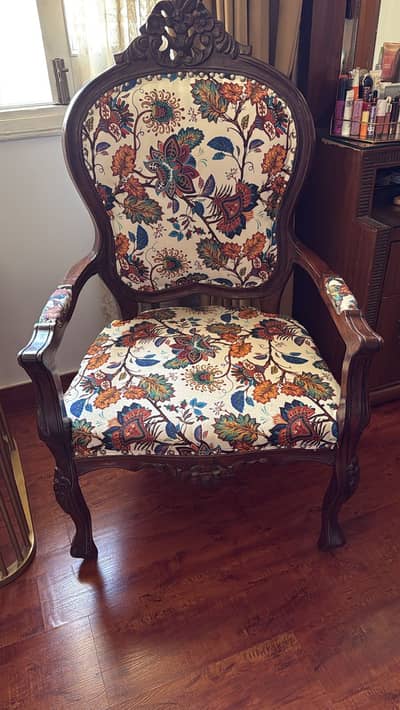 pair Sofa Sofa Chairs_Wooden Chairs