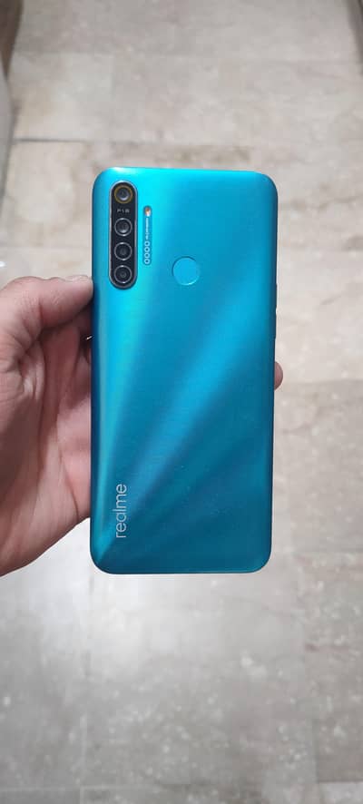 REALME 5i