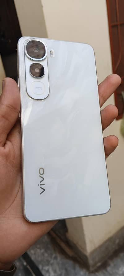 Vivo Y400 8gb ram 256 gb memory