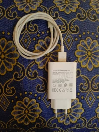 Vivo. 44W  Orgnial charger or cable
