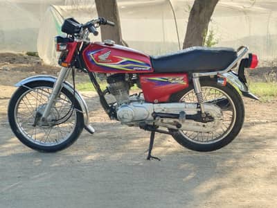 Honda CG 125 2017 model