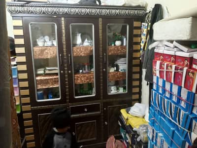 SHOWCASE for Sale Condition 10/9