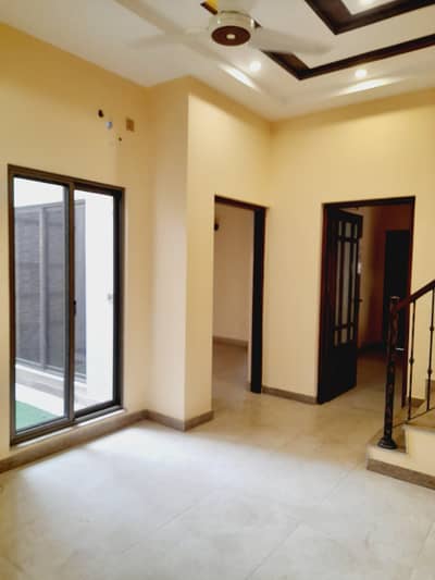 10 Marla Double Unit House