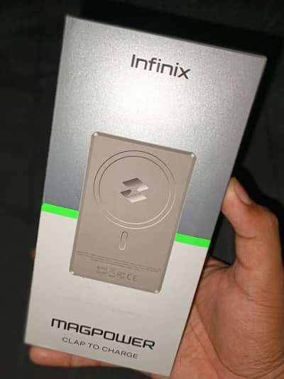 "INFINIX 5000MAH WIRELESS POWERBANK"