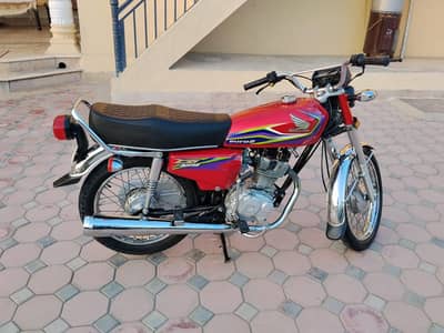 Honda 125 2017 antique piece one hand use