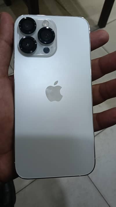 Iphone 14 pro max 93 health