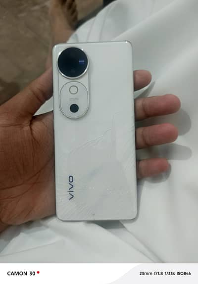 vivo v40