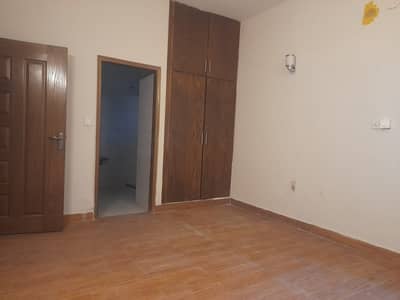 In G-9/4 1500 Square Feet House For sale
