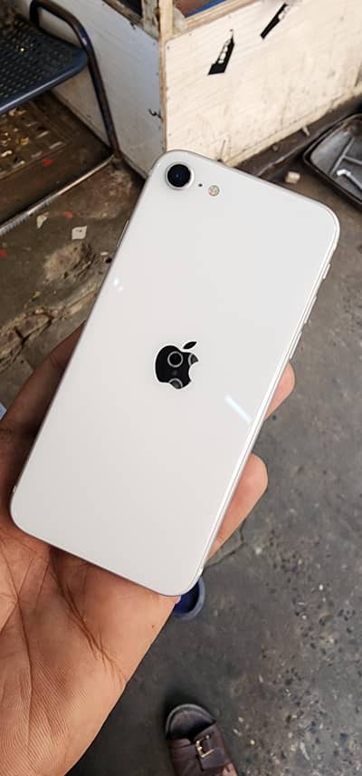 I phone SE 20 20