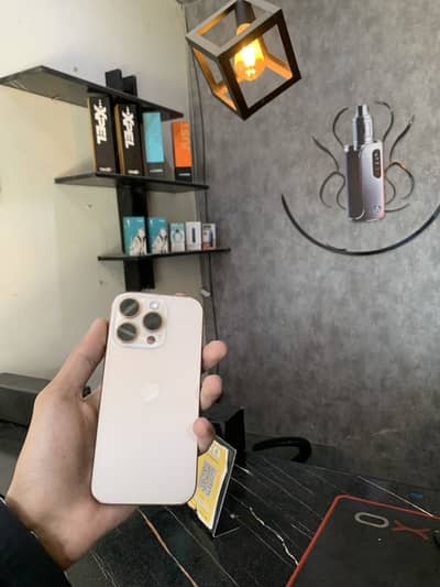 Iphone 16 pro jv with box