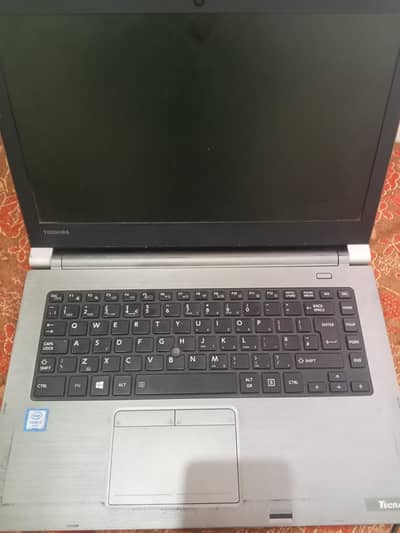 laptop Toshiba 8 gb ram 128 SSD 4 gb graphics