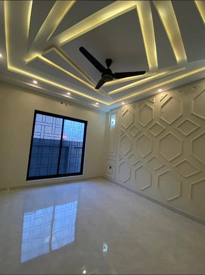 Double Storey 5 Marla House For sale In Park View City - Diamond Block Lahore