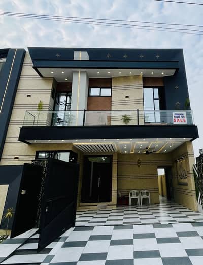10 Marla Modern Designer House in LDA Avenue 1 For Sale