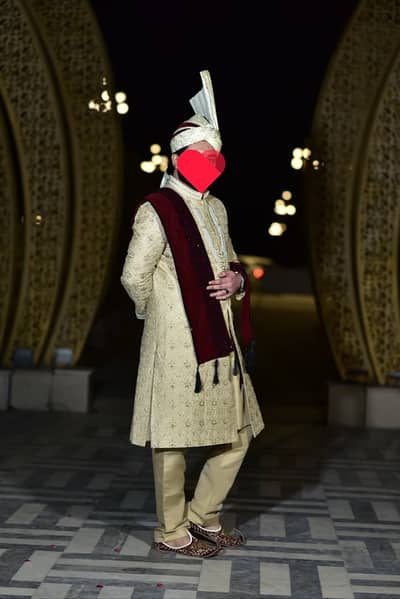 Sherwani/ Wedding Dress / Dulha Complete Sherwani/03085849508