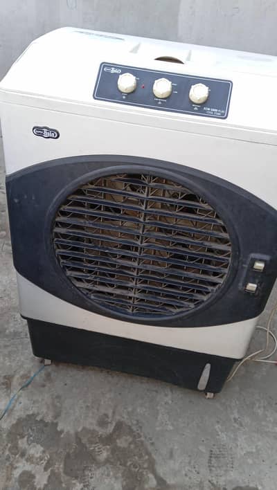 Air coller for sale in Excellent condition ( Large size )