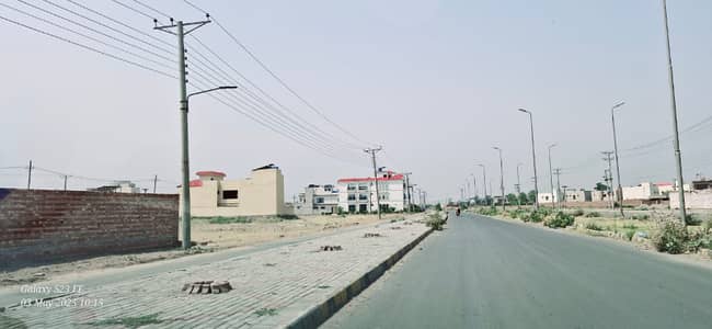 1 Kanal Residential Plot Near Park & Boulevard For Sale In H Block, LDA Avenue 1 Lahore
