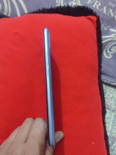 infinix hot 10 play 4/64 need money