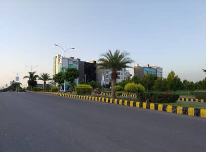 5 Kanal Farm House Land For Sale In Gulberg Greens - Block D