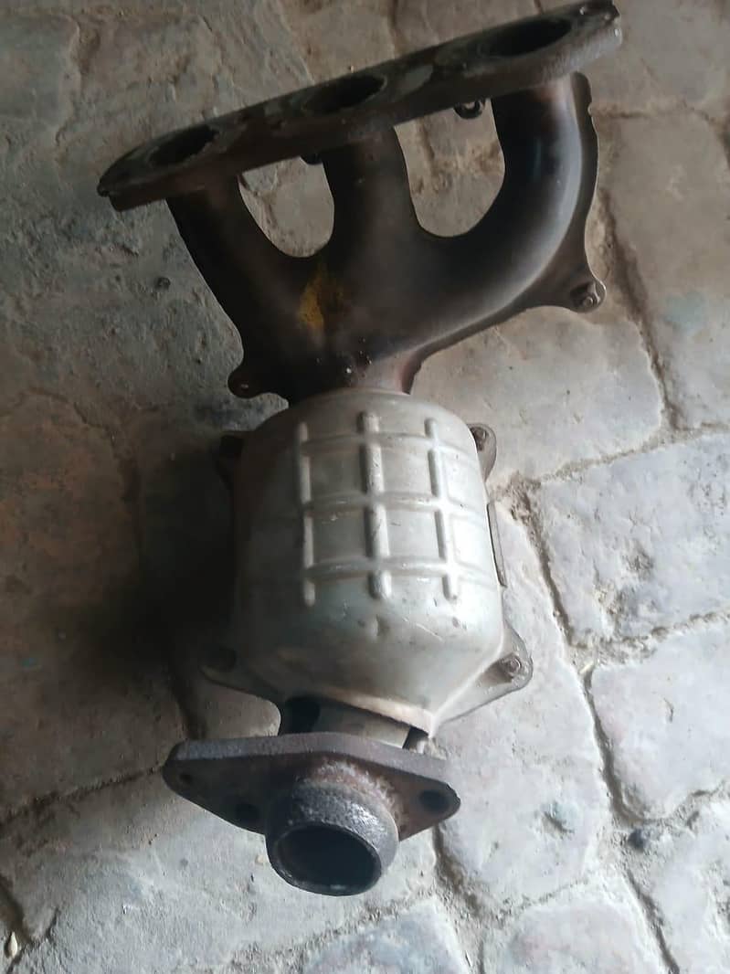 جاپانی کیٹلیٹک ایگزاسٹ 0