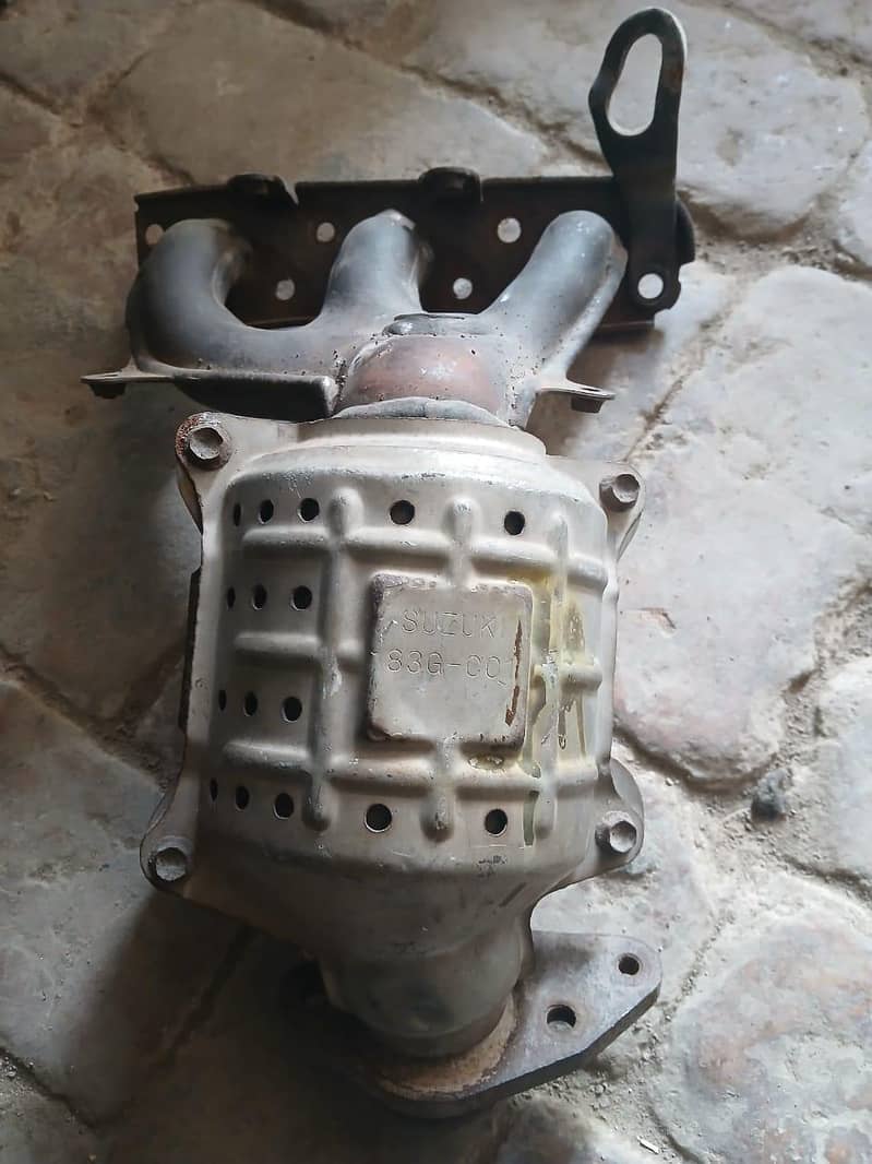 جاپانی کیٹلیٹک ایگزاسٹ 1