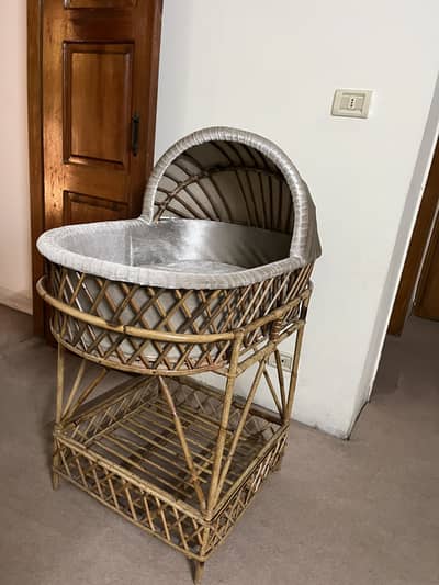 Baby bassinet/ baby cot