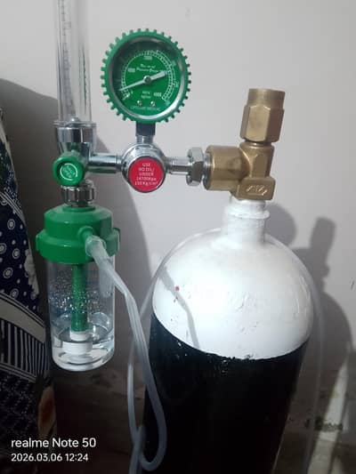 Oxygen cylindr for sell