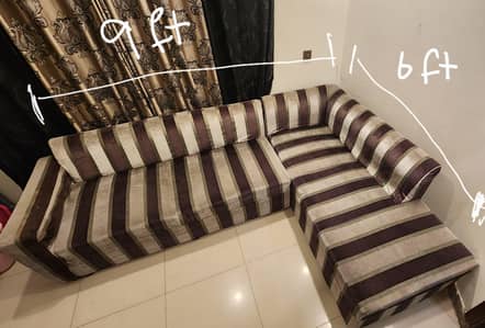 L shapspfa set . . 7 seater