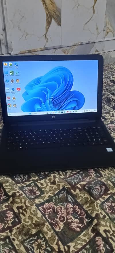 Hp Laptop core i5, 6th generation, 8gb ram
