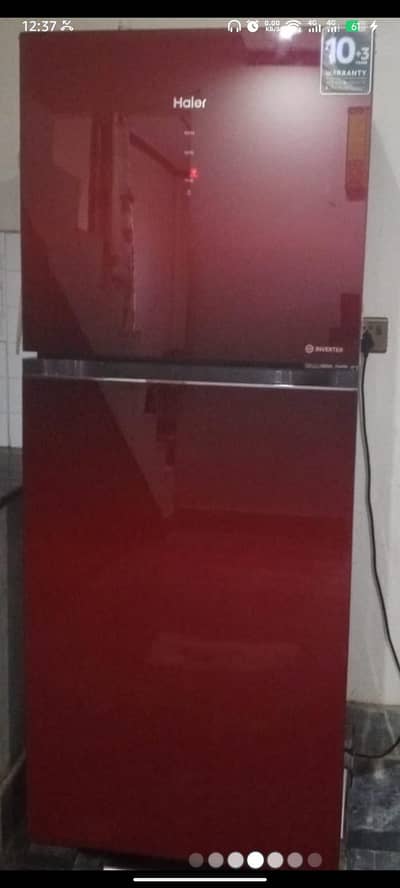 Full size fridge urgently sale like new condition