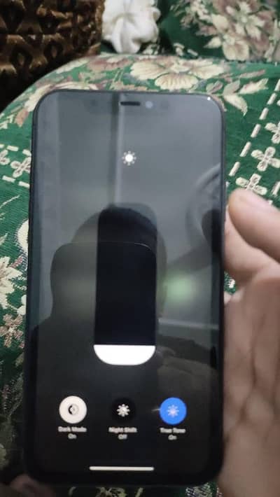 iphone 11 10/10 all ok 64Gb truetone all ok Battery health 84