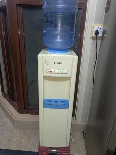 water dispenser neat condition
