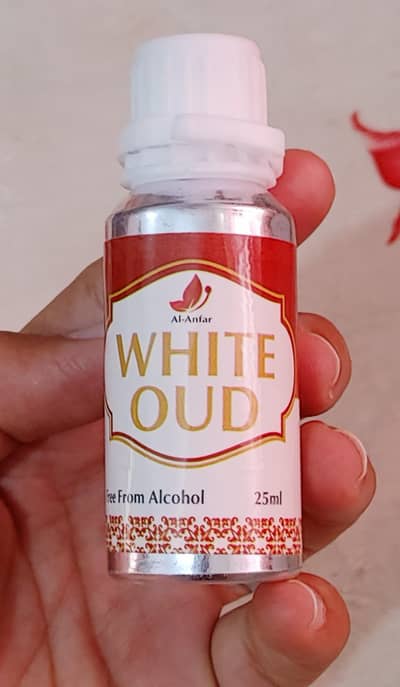 25ml White Oud Attar