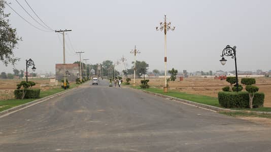 4 Marla Corner Ready For Possession Plot On Installment