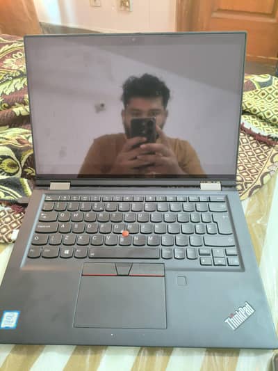 Lenovo Yoga x390 i5 8Th Gen