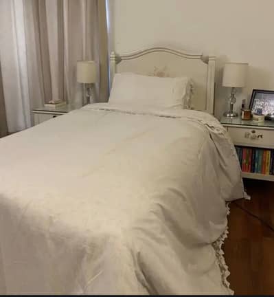 Luxury Bed Set with 2 Side Tables – Good Condition – For Sale