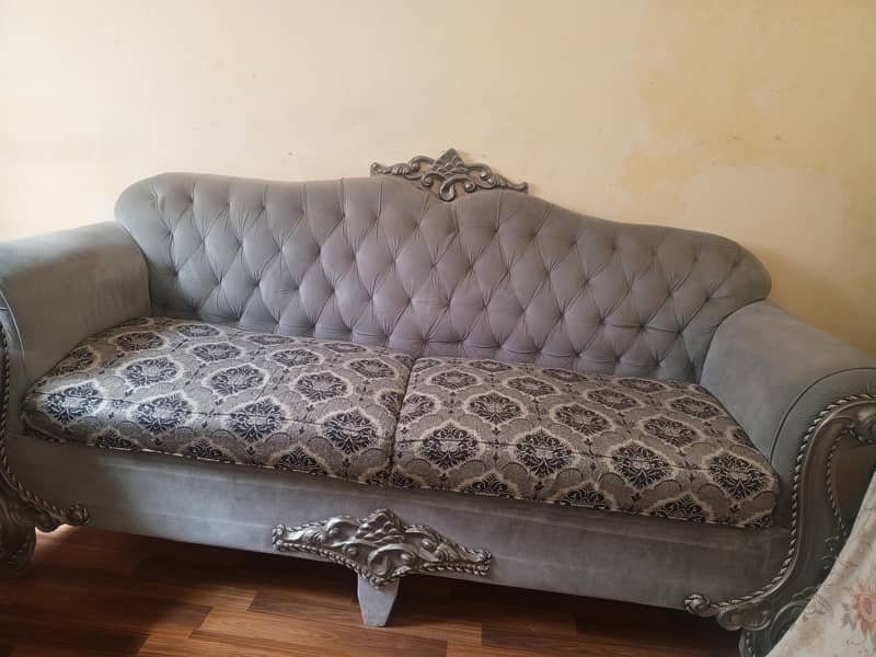 Sofa set 0