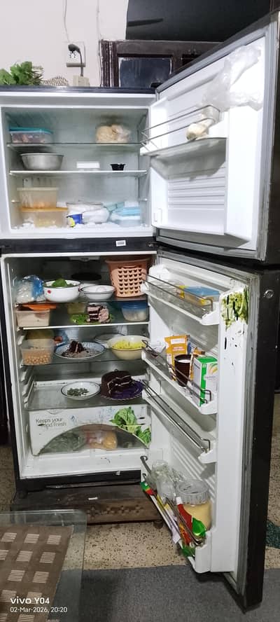 Used Dawlance fridge best price