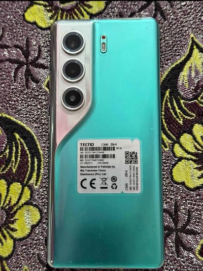 tecno camon 40 pro 12 /256  for sale
