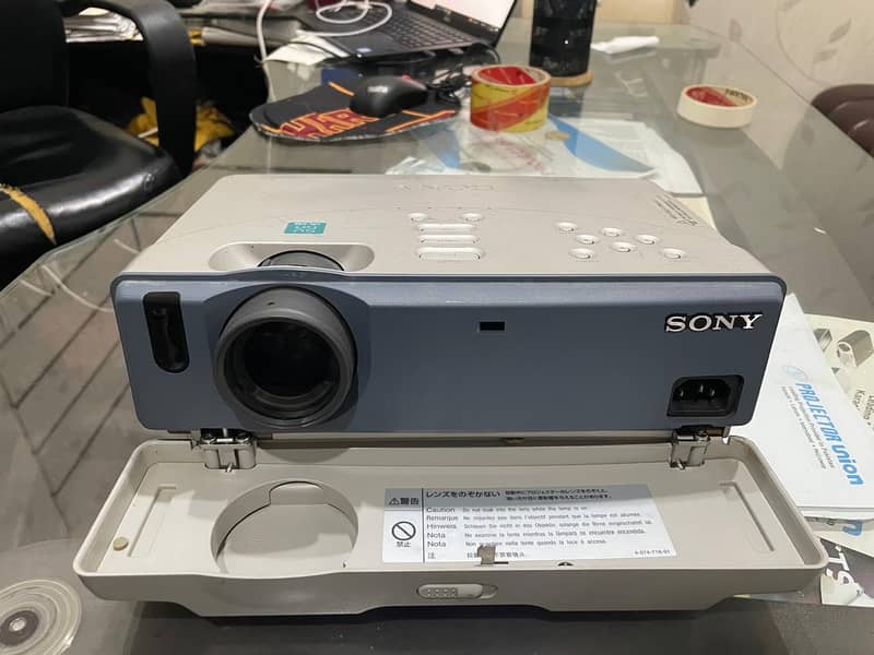 Multimedia Projector 9