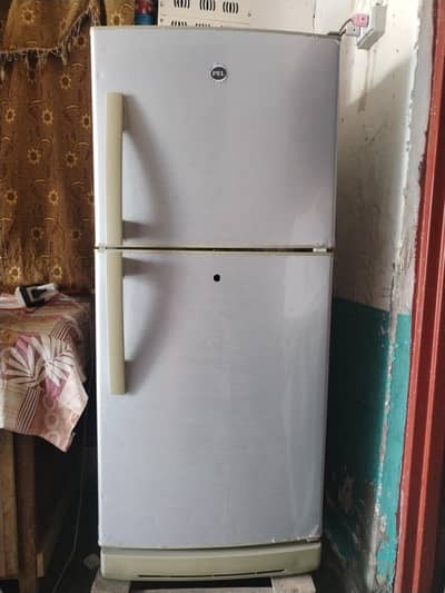 PEL Refrigerator Medium Size – Good Condition – For Sale