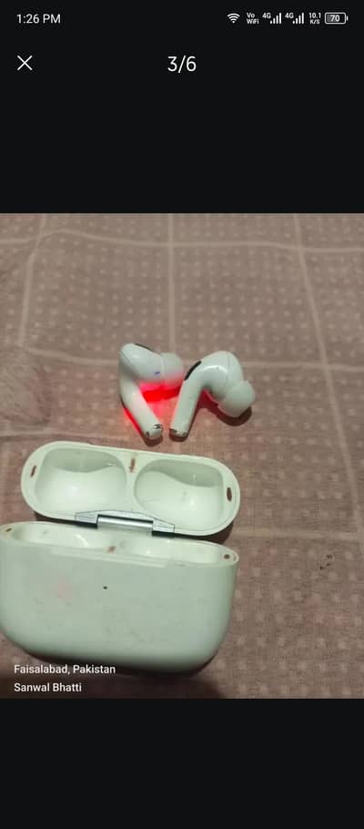 Airpods pro 2 with data cable