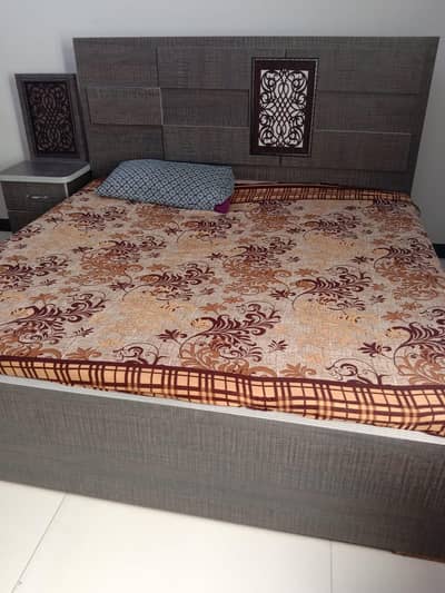 King Size Solid Wooden Bed – Good Condition